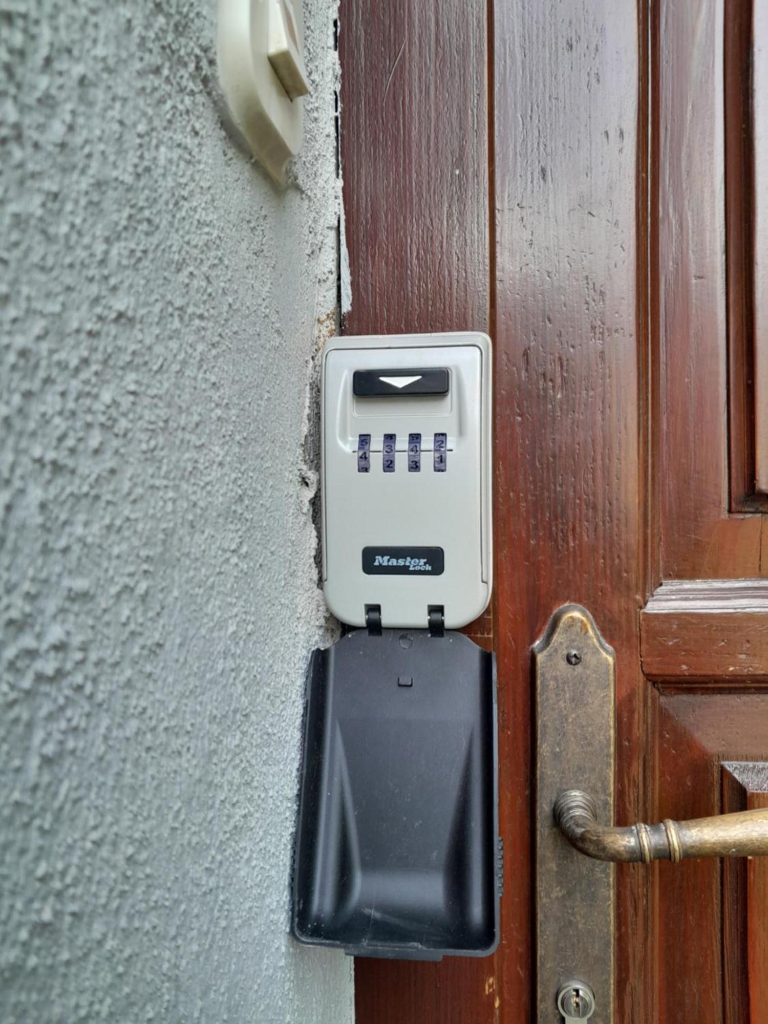 Gm Apartment, Free Private Parking 자그레브 외부 사진
